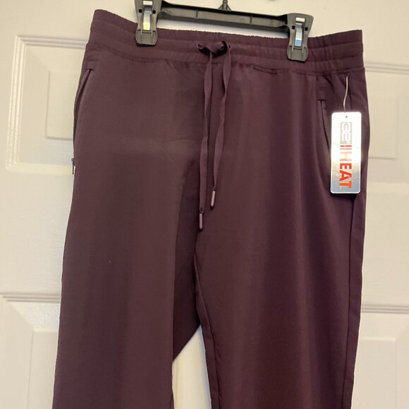 NWT 32 Degrees Heat Women Jogger Pant. Burgandy Size S. Zip side pockets. - Picture 1 of 5
